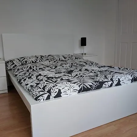 Private 2 Bed Flat Close To Excel & City Airport London Exterior photo