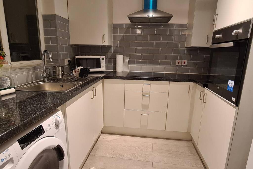 Private 2 Bed Flat Close To Excel & Airport Appartement Londres
